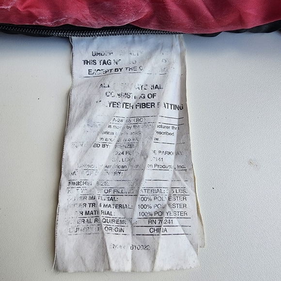 EDDIE BAUER Rectangle One Person Sleeping Bag 32" x 84"- Red and Black - Picture 6 of 9